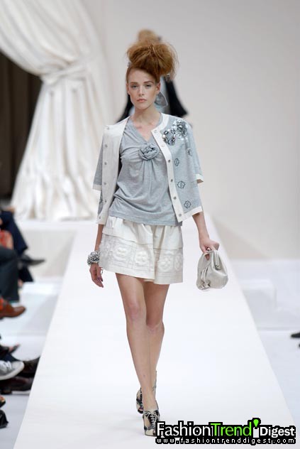 Moschino 08ĸDƬ