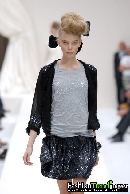 Moschino 08ĸDƬ