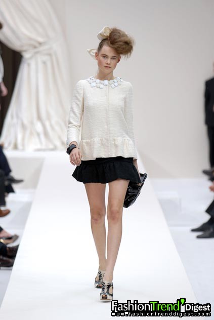 Moschino 08ĸDƬ