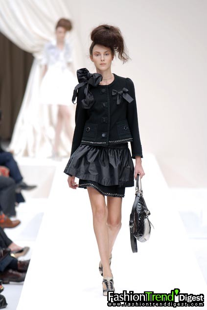 Moschino 08ĸDƬ