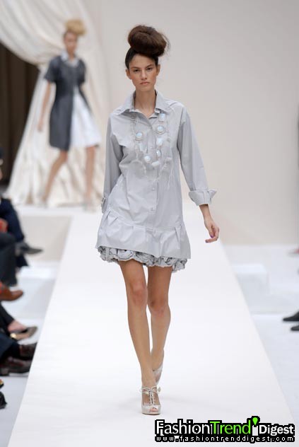 Moschino 08ĸDƬ