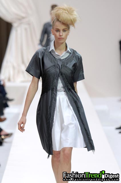 Moschino 08ĸDƬ