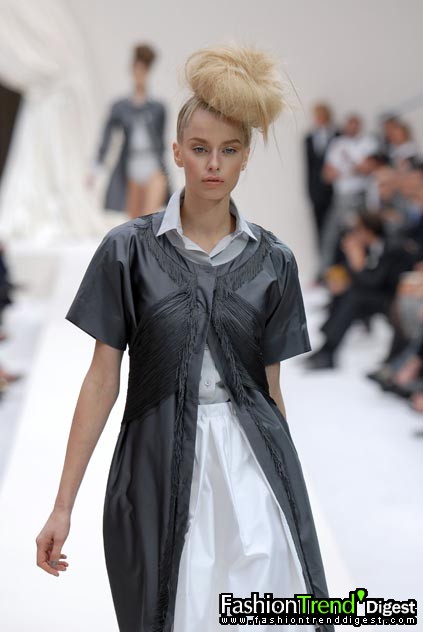 Moschino 08ĸDƬ