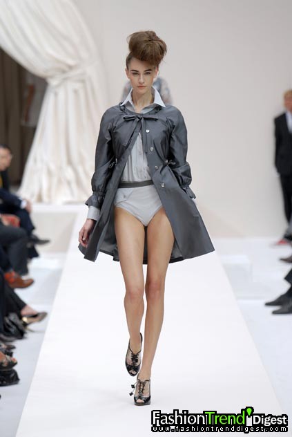 Moschino 08ĸDƬ