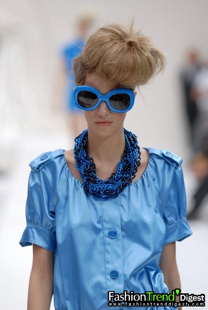 Moschino 08ĸDƬ