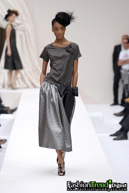 Moschino 08ĸDƬ