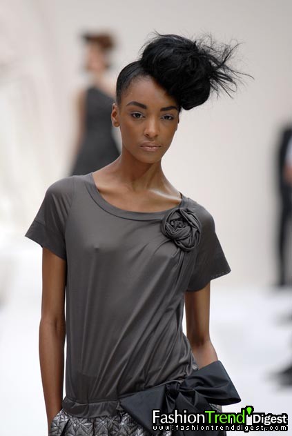 Moschino 08ĸDƬ