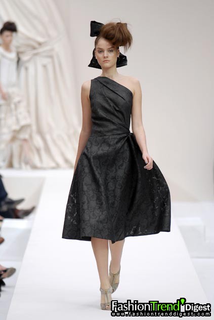 Moschino 08ĸDƬ