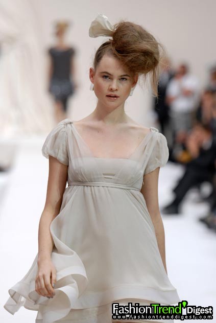 Moschino 08ĸDƬ