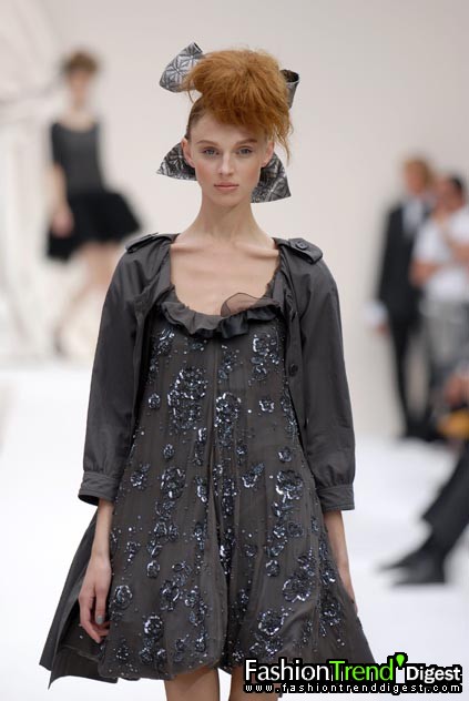 Moschino 08ĸDƬ