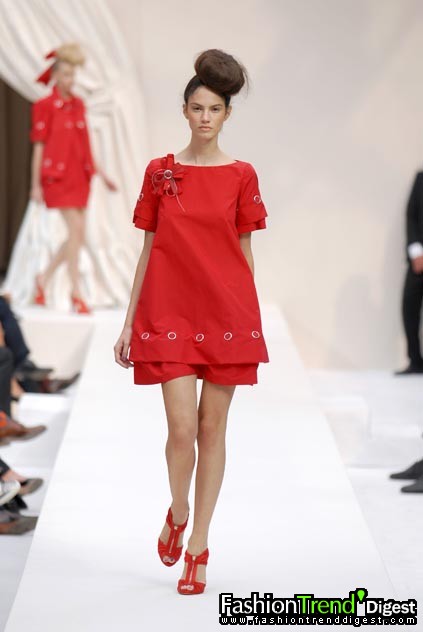 Moschino 08ĸDƬ