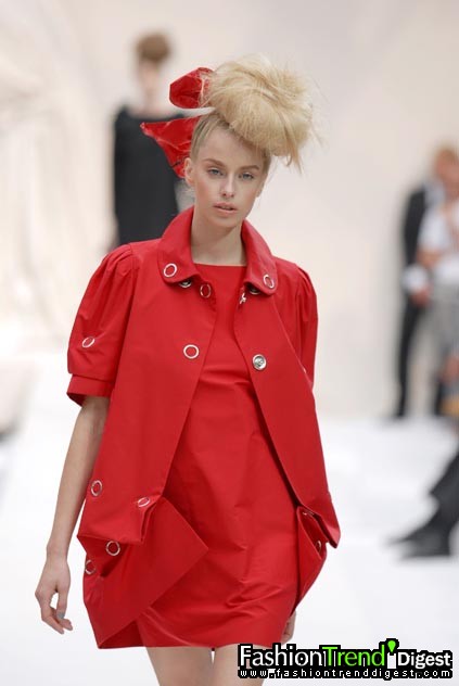 Moschino 08ĸDƬ