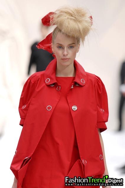 Moschino 08ĸDƬ