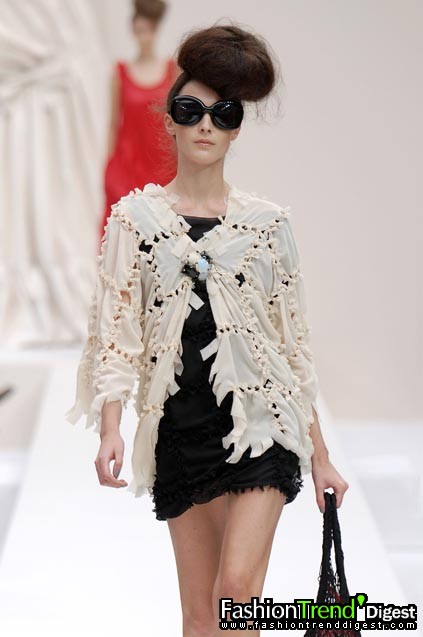 Moschino 08ĸDƬ