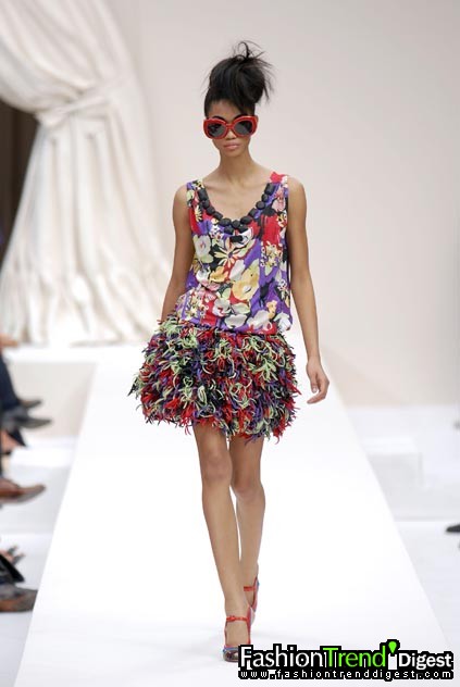 Moschino 08ĸDƬ