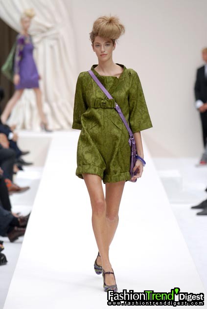 Moschino 08ĸDƬ