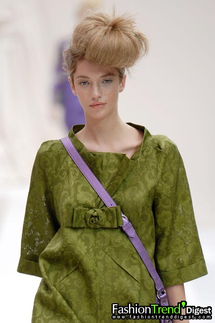 Moschino 08ĸDƬ