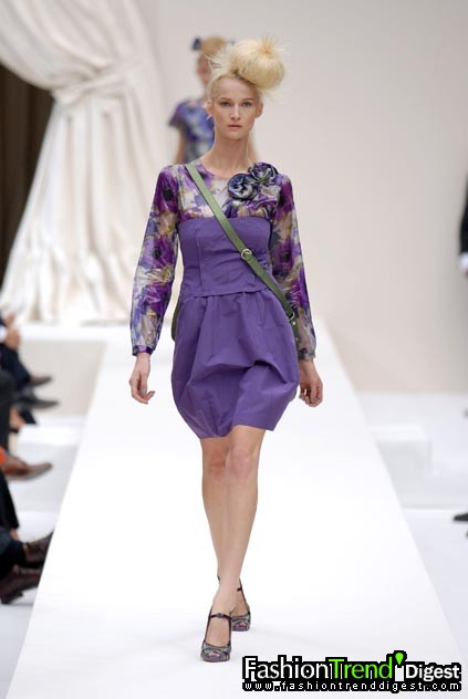 Moschino 08ĸDƬ