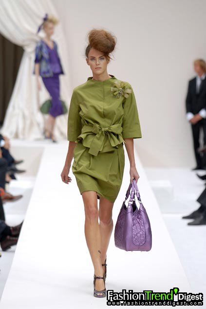 Moschino 08ĸDƬ