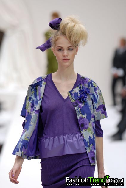 Moschino 08ĸDƬ