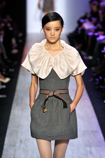 Bcbg MaxAzria 08ﶬDƬ