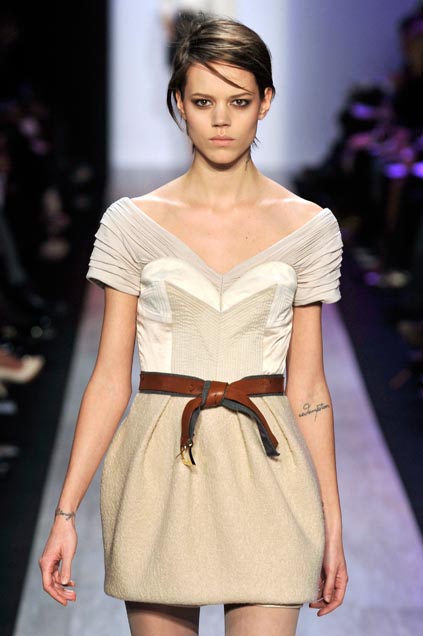 Bcbg MaxAzria 08ﶬDƬ