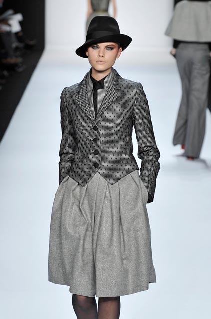 Bill Blass 08ﶬDƬ