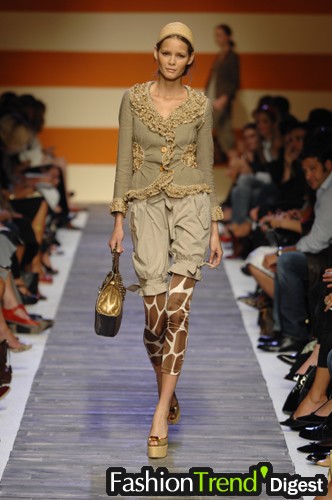 Moschino - Cheap & Chic 07ĸDƬ