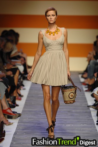 Moschino - Cheap & Chic 07ĸDƬ