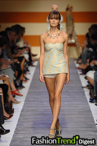 Moschino - Cheap & Chic 07ĸDƬ