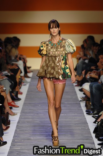 Moschino - Cheap & Chic 07ĸDƬ