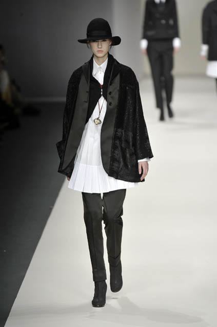 Antonio Marras 08ﶬDƬ