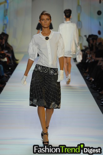 Moschino 07ĸDƬ