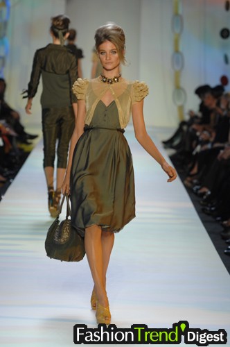 Moschino 07ĸDƬ