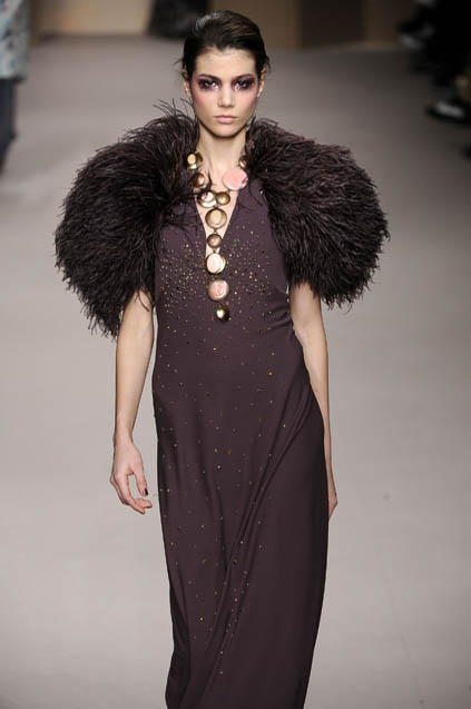 Pollini By Rifat Ozbek 08ﶬDƬ