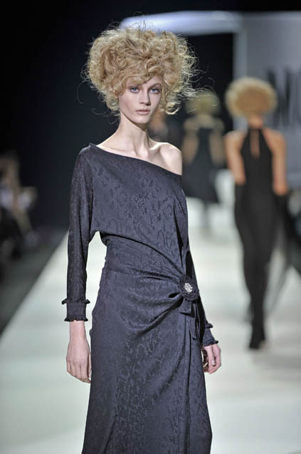 Moschino - Cheap & Chic 08ﶬDƬ