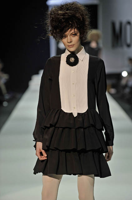 Moschino - Cheap & Chic 08ﶬDƬ