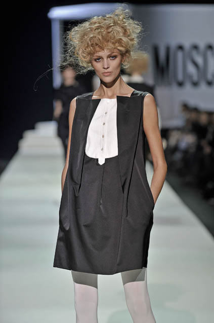 Moschino - Cheap & Chic 08ﶬDƬ