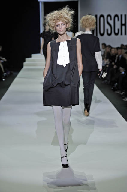 Moschino - Cheap & Chic 08ﶬDƬ