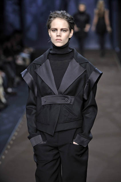 Fendi 08ﶬDƬ