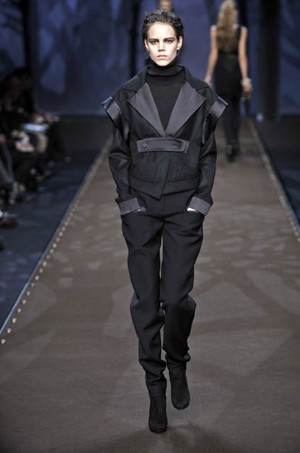 Fendi 08ﶬDƬ