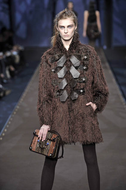Fendi 08ﶬDƬ