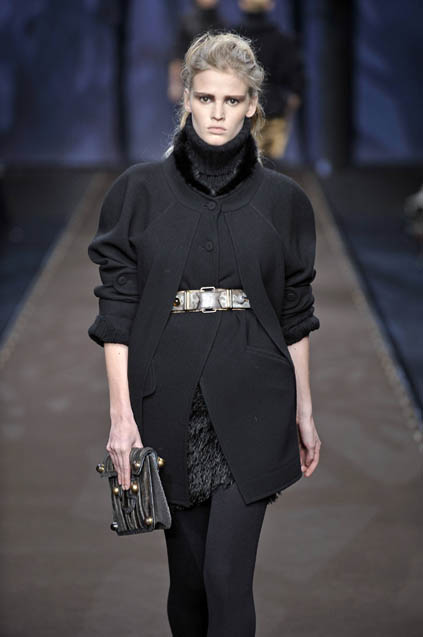 Fendi 08ﶬDƬ
