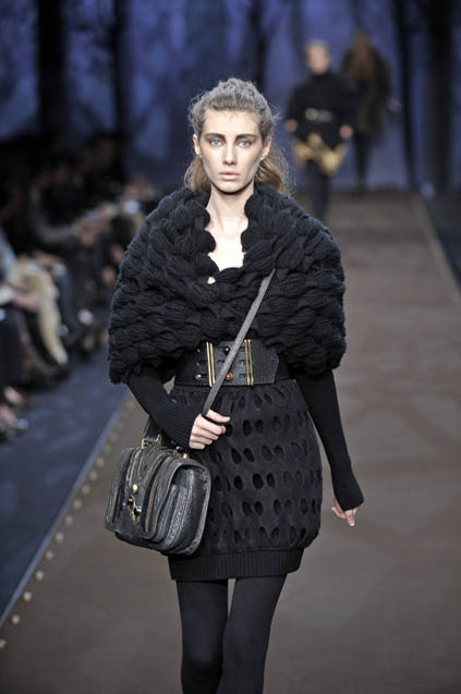 Fendi 08ﶬDƬ