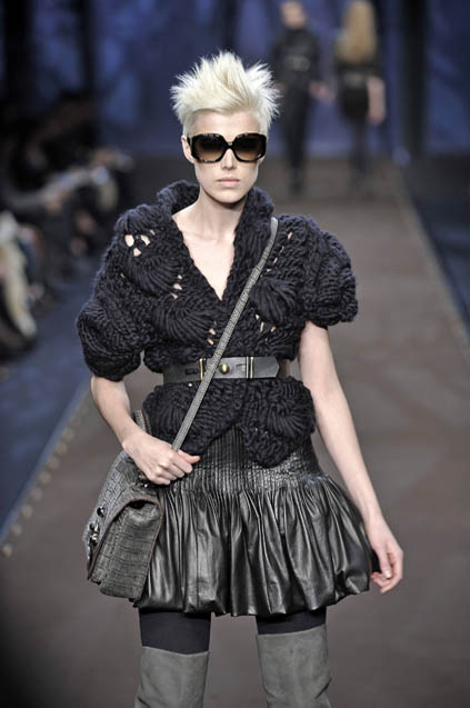 Fendi 08ﶬDƬ