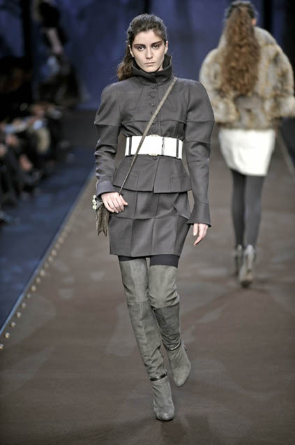 Fendi 08ﶬDƬ