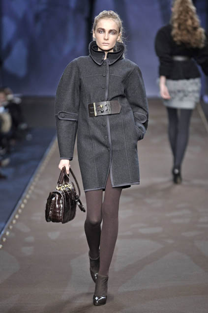 Fendi 08ﶬDƬ