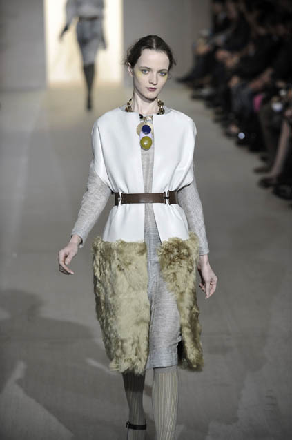 Marni 08ﶬDƬ
