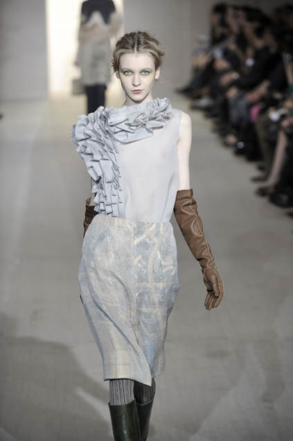 Marni 08ﶬDƬ