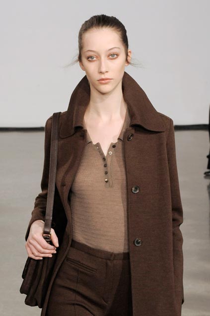 Halston 08ﶬDƬ